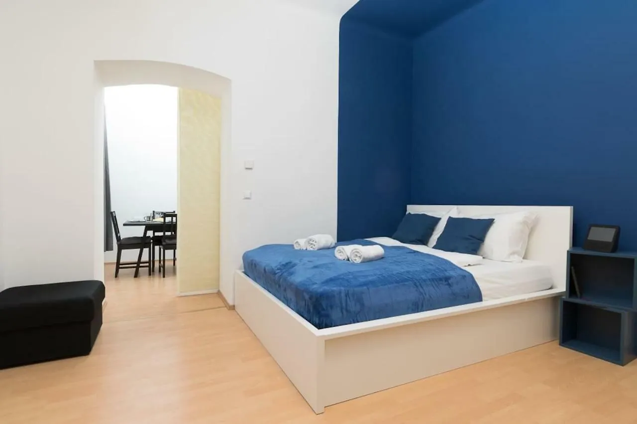 Belvedere City Center Apartment Vienna