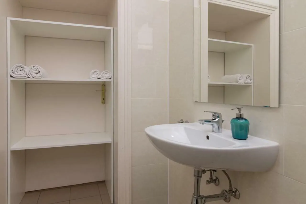 Belvedere City Center Apartment Vienna Austria